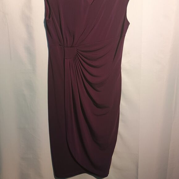 Women’s Sleeveless Purple Sheath Dress Size 10– Elegant Ruched Body con Cocktail - Picture 2 of 4
